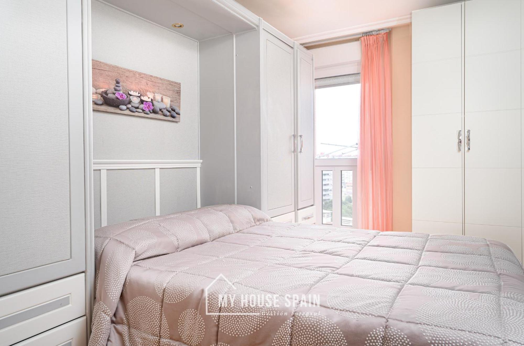Myhousespain - Amplio Apartamento Con Vistas En Pleno Centro Gijón Exteriör bild