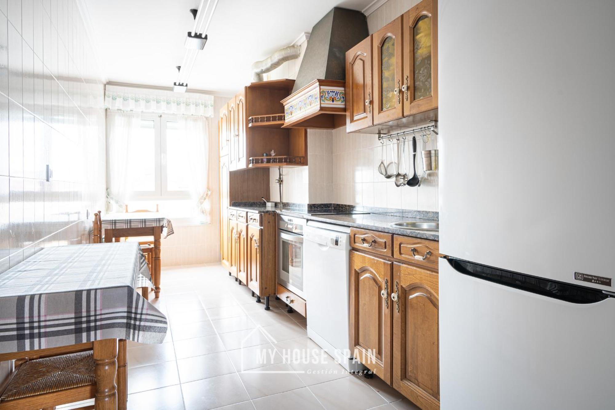 Myhousespain - Amplio Apartamento Con Vistas En Pleno Centro Gijón Exteriör bild