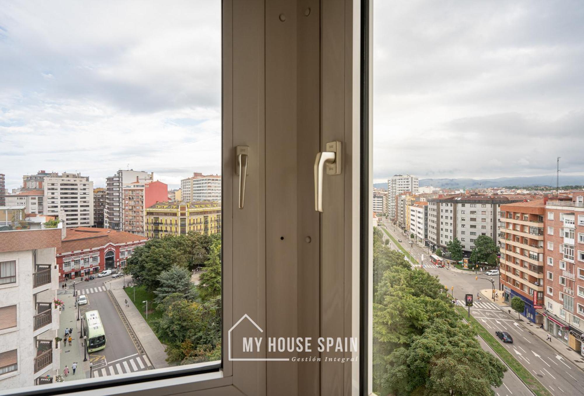 Myhousespain - Amplio Apartamento Con Vistas En Pleno Centro Gijón Exteriör bild